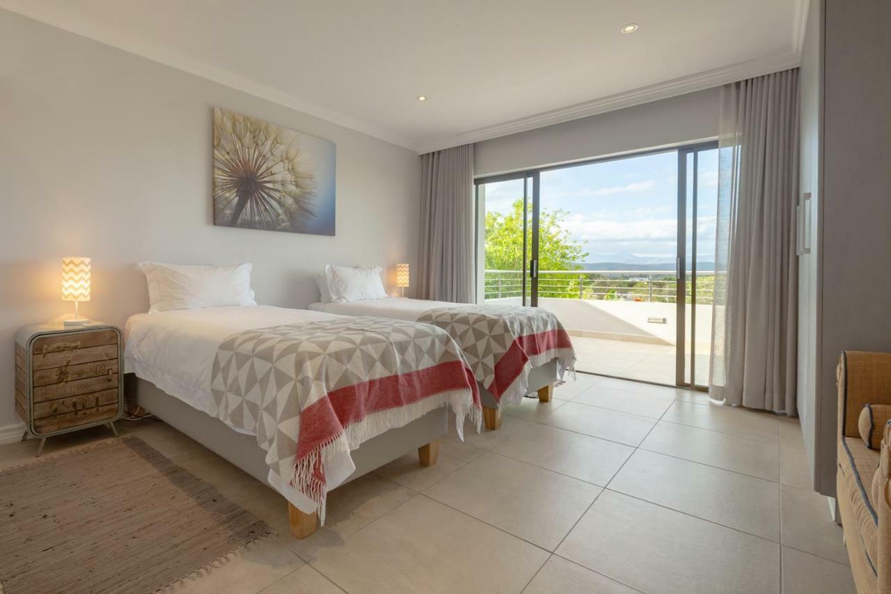 Апартаменты Sunrise Bay Self Catering Плеттенберг-Бей Экстерьер фото